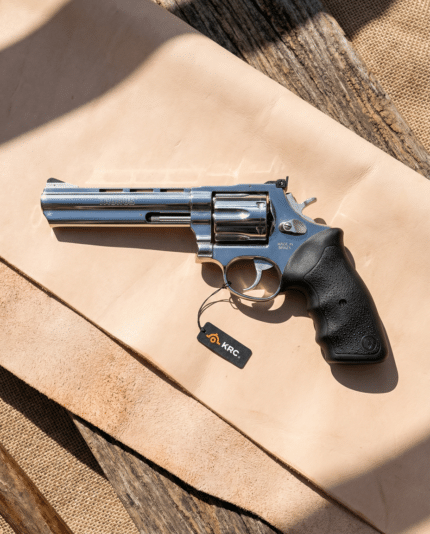 REVOLVER TAURUS 608 .357